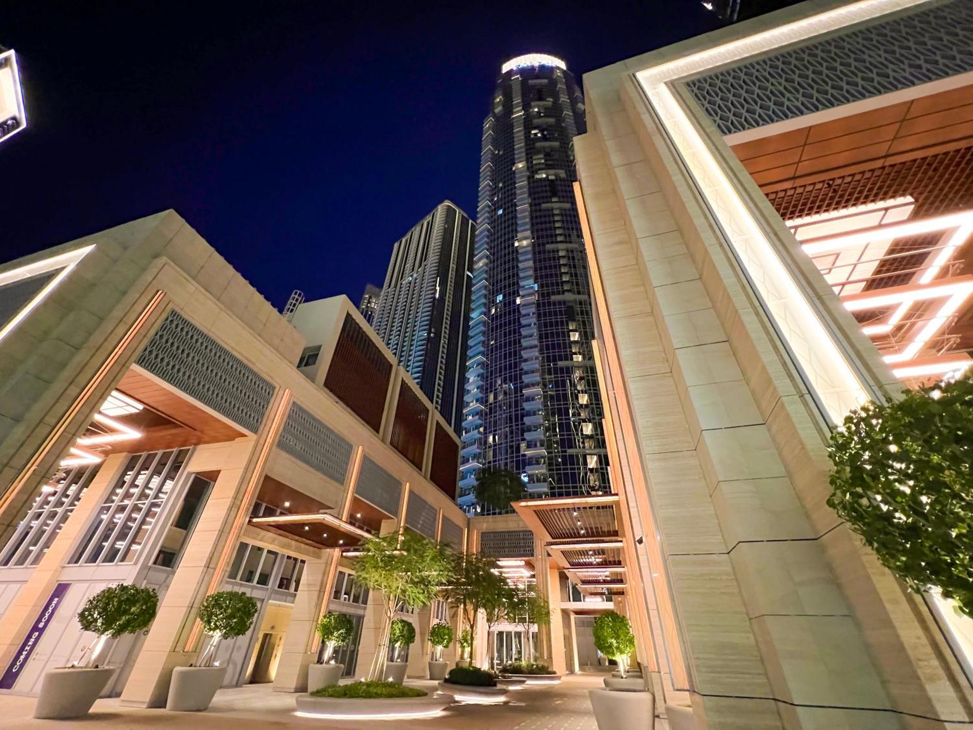 Downtown Luxury - Stunning Burj Khalifa & Sea View - 5 Minutes Walk To Dubai Mall Екстер'єр фото