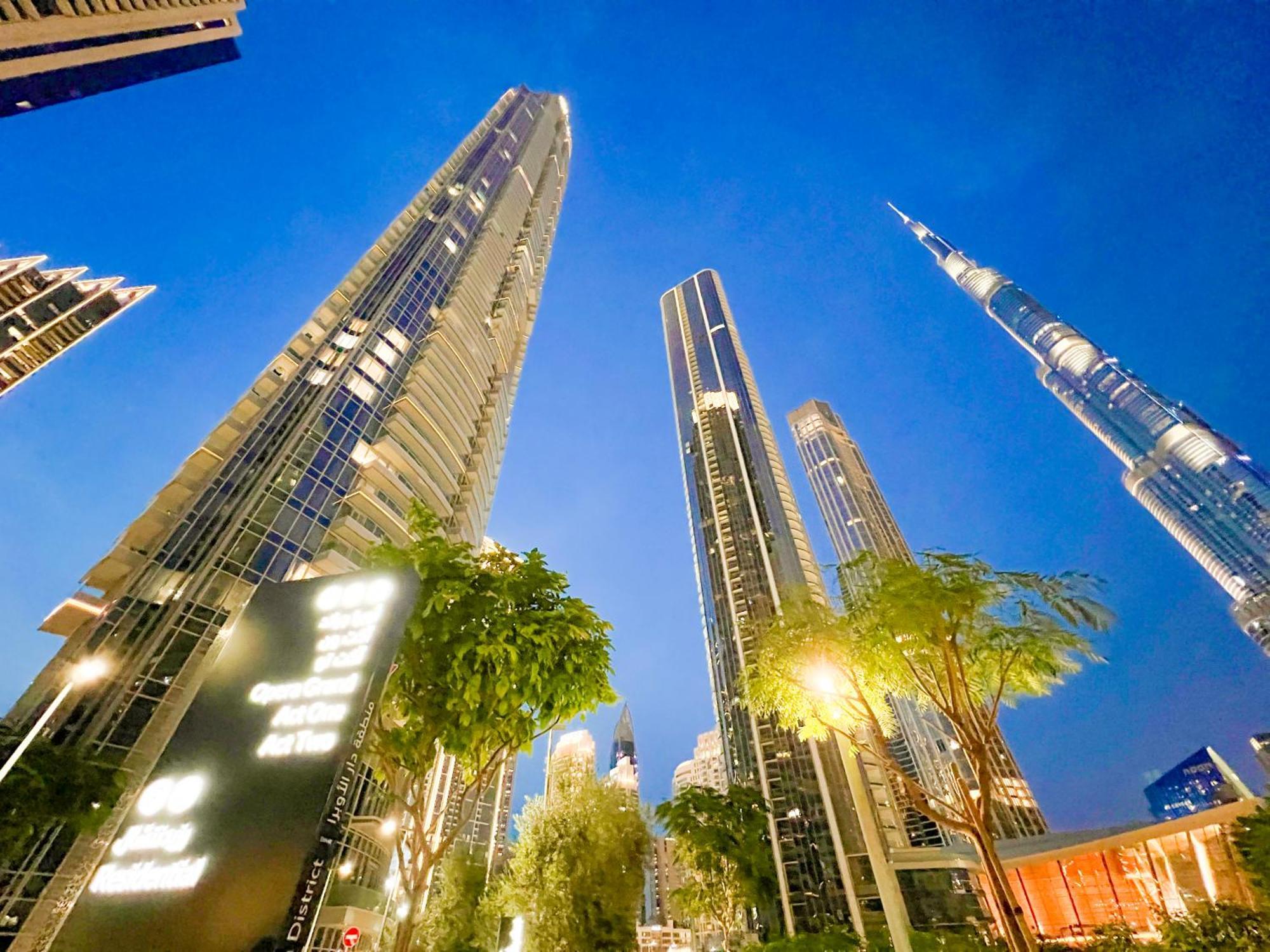 Downtown Luxury - Stunning Burj Khalifa & Sea View - 5 Minutes Walk To Dubai Mall Екстер'єр фото