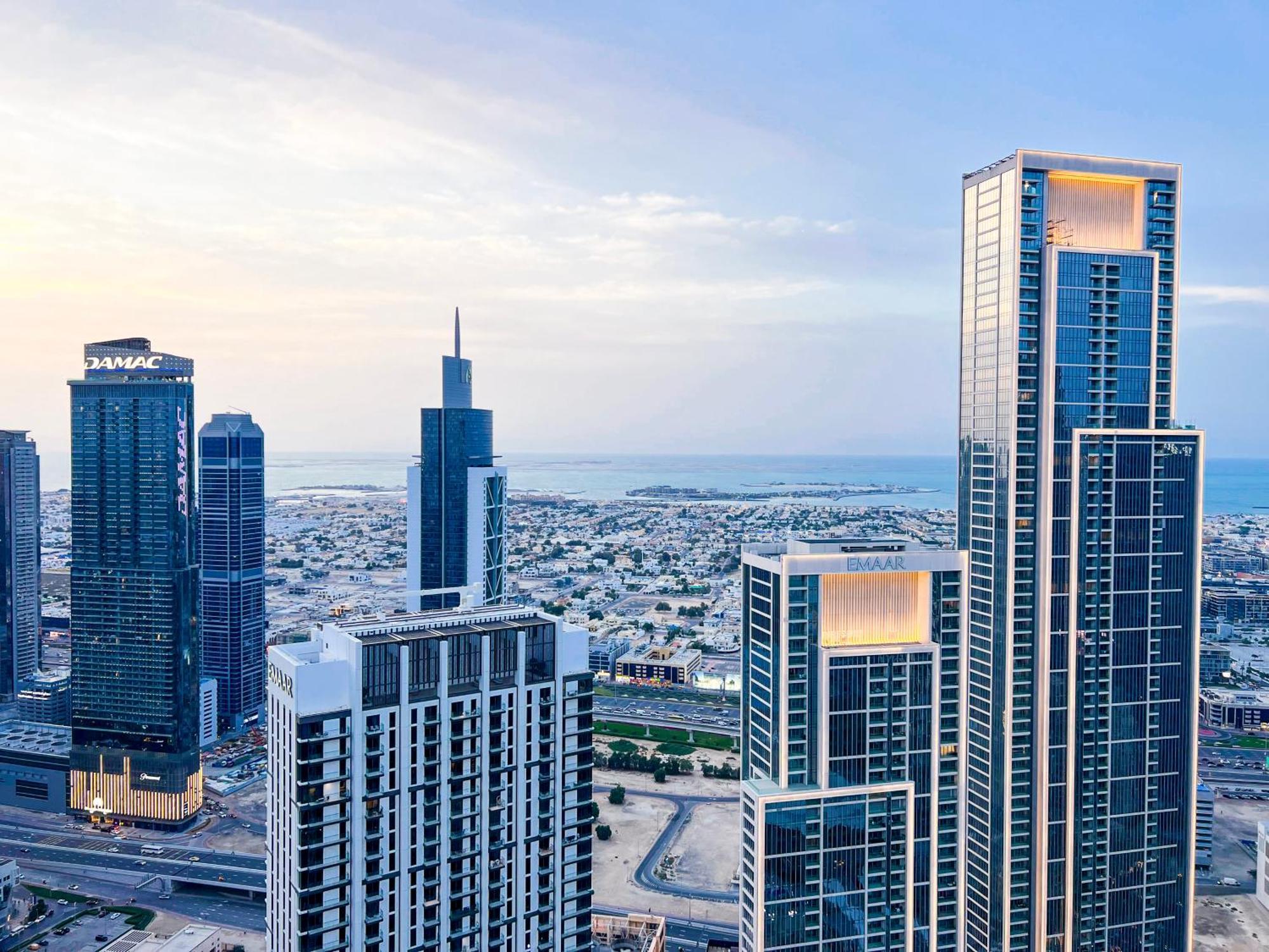 Downtown Luxury - Stunning Burj Khalifa & Sea View - 5 Minutes Walk To Dubai Mall Екстер'єр фото