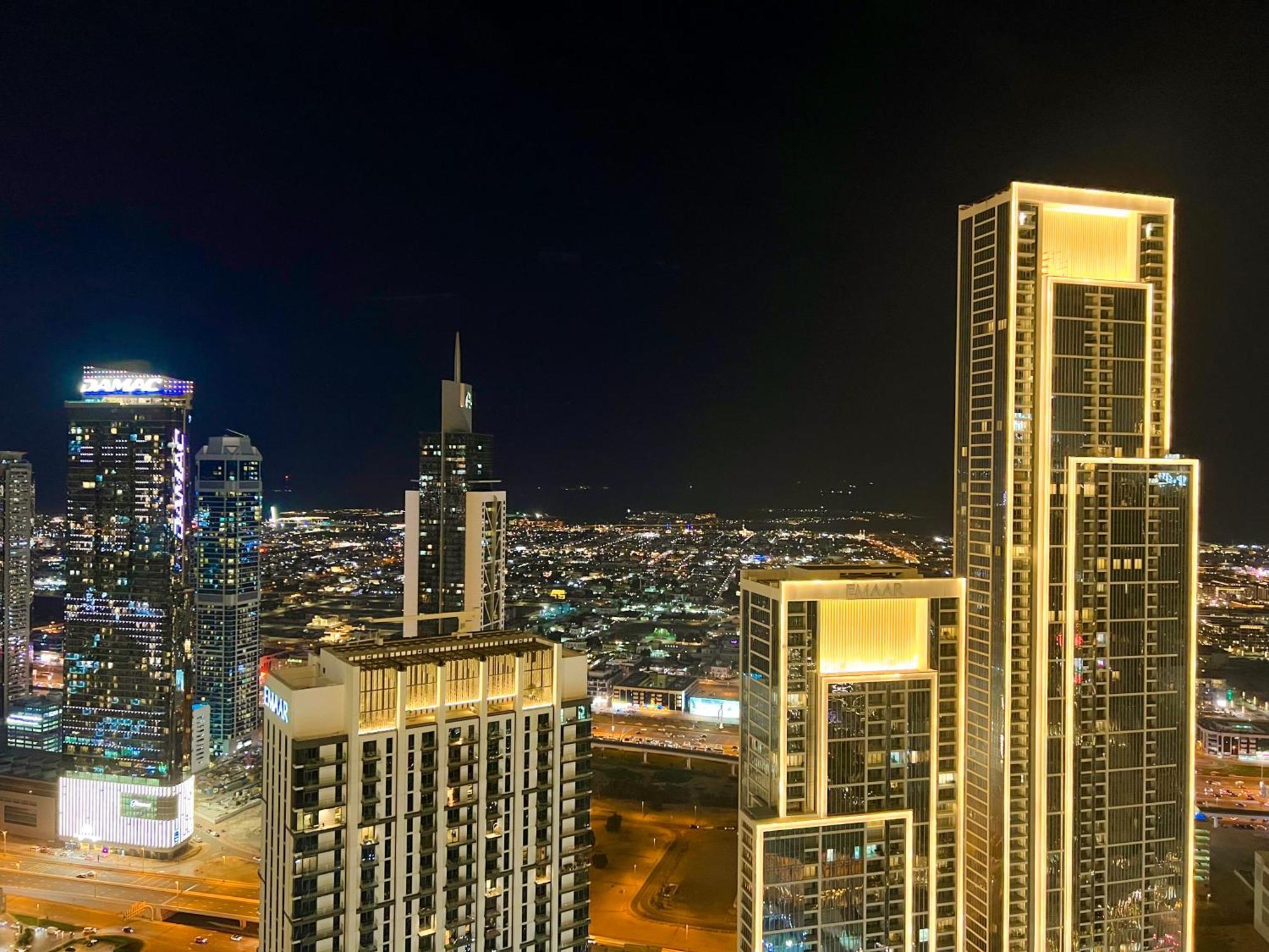 Downtown Luxury - Stunning Burj Khalifa & Sea View - 5 Minutes Walk To Dubai Mall Екстер'єр фото