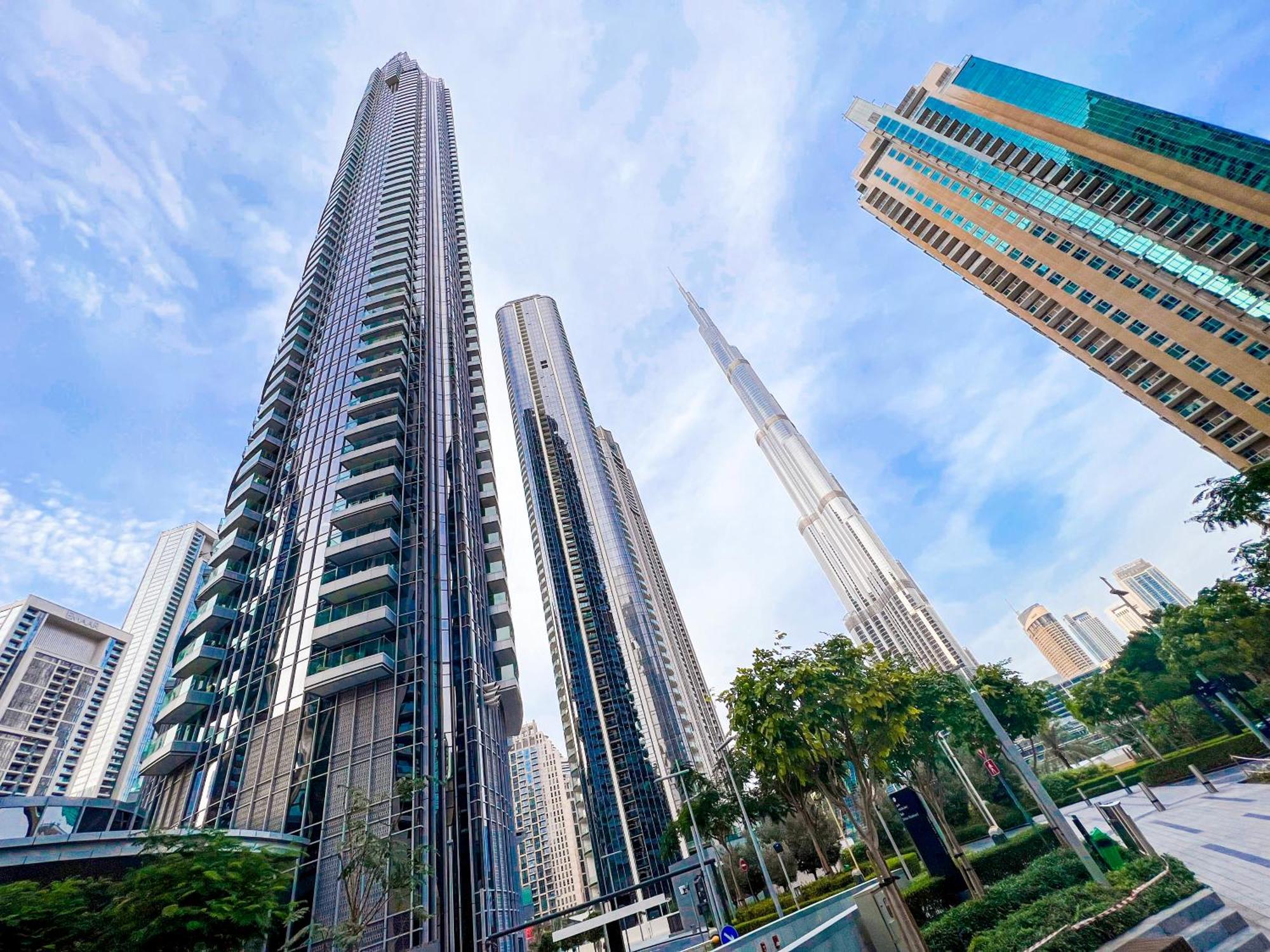 Downtown Luxury - Stunning Burj Khalifa & Sea View - 5 Minutes Walk To Dubai Mall Екстер'єр фото