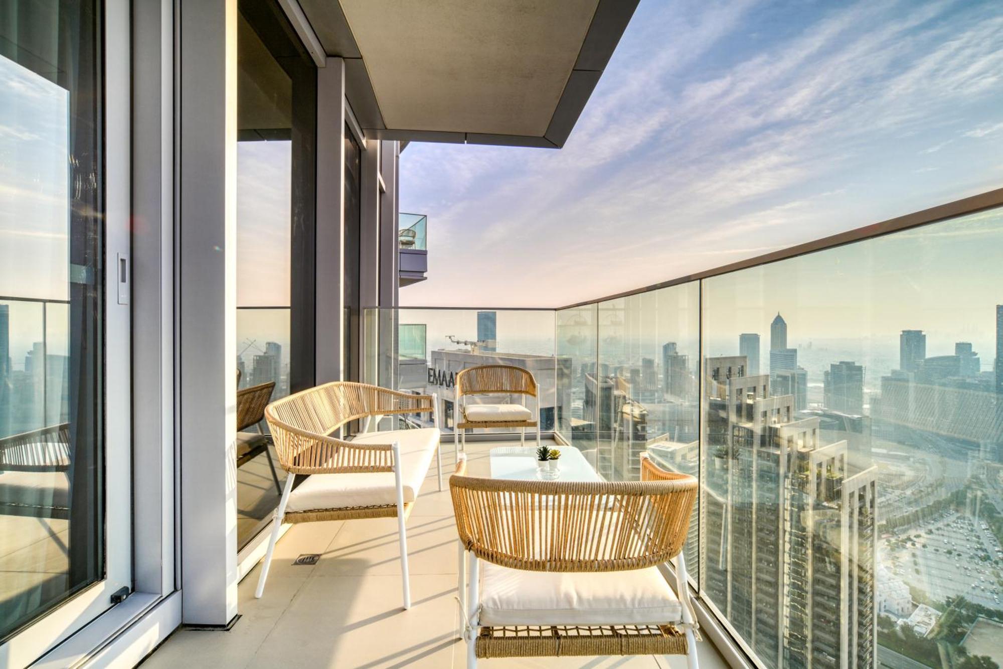 Downtown Luxury - Stunning Burj Khalifa & Sea View - 5 Minutes Walk To Dubai Mall Екстер'єр фото