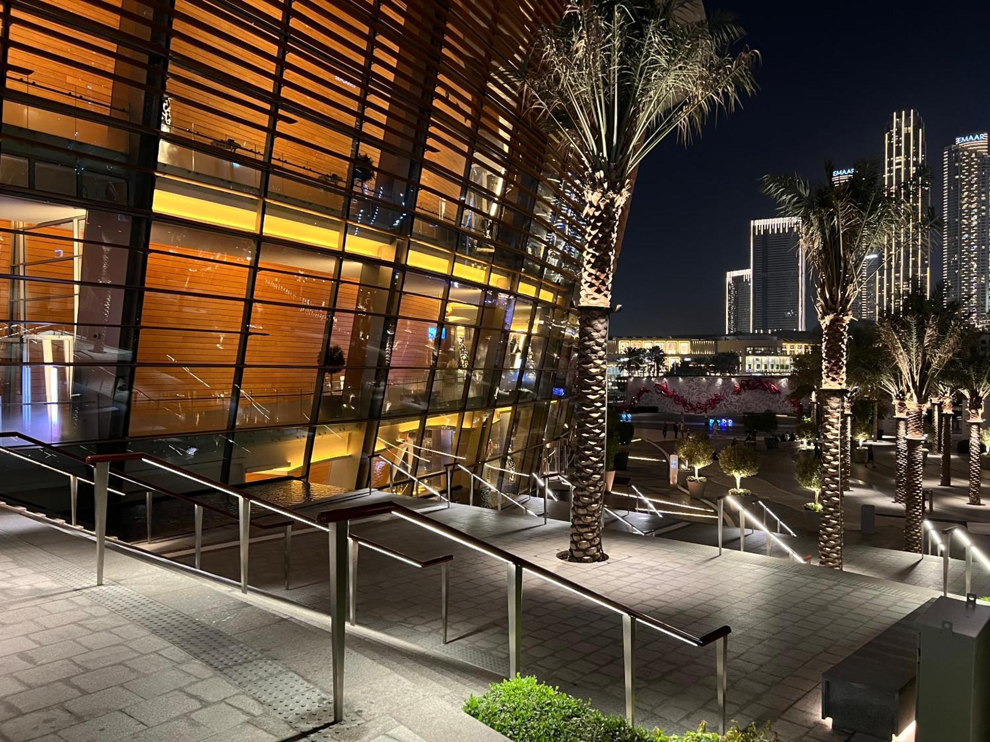 Downtown Luxury - Stunning Burj Khalifa & Sea View - 5 Minutes Walk To Dubai Mall Екстер'єр фото